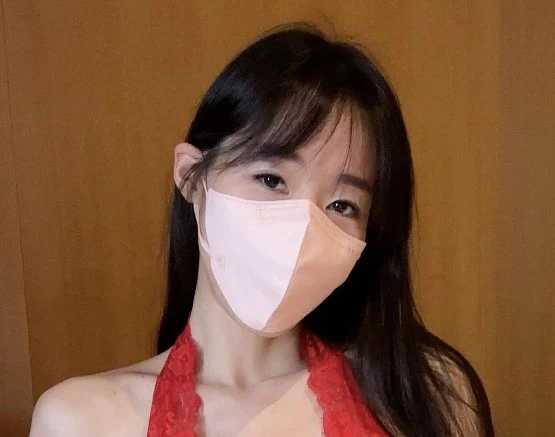 韩国戴着口罩模特 - Korean model wearing a mask - Người mẫu Hàn Quốc đeo khẩu trang - マスクを着用した韓国モデル